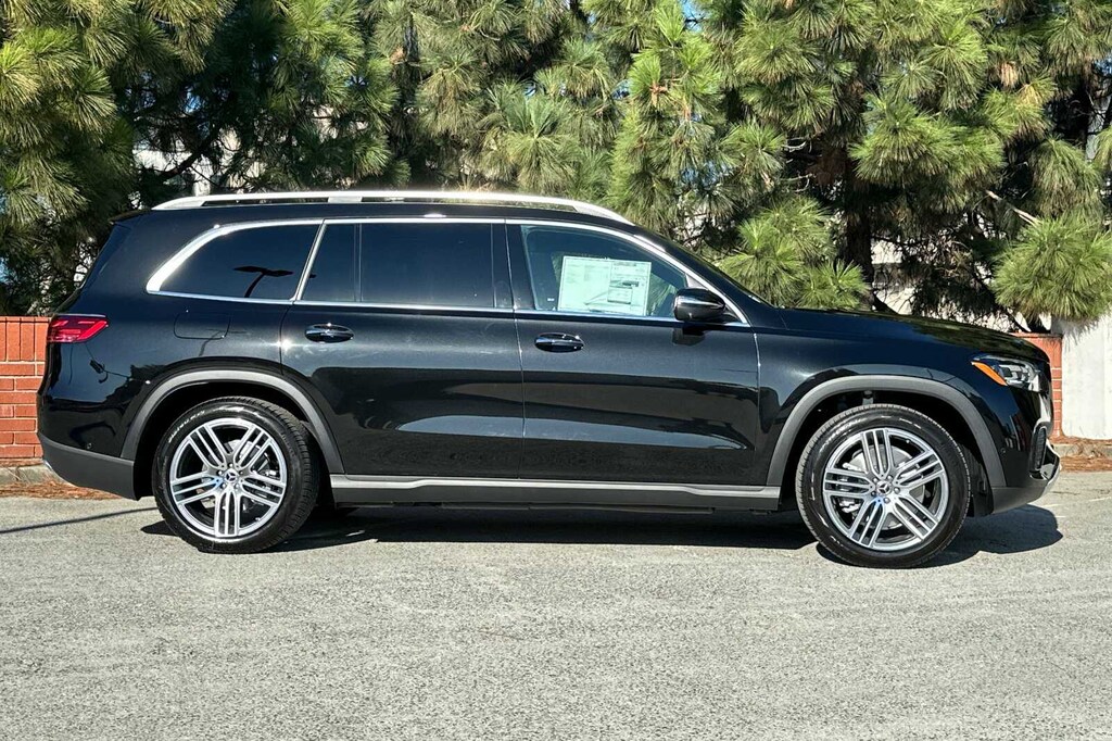 New 2026 Mercedes-Benz GLS 450 4MATIC SUV