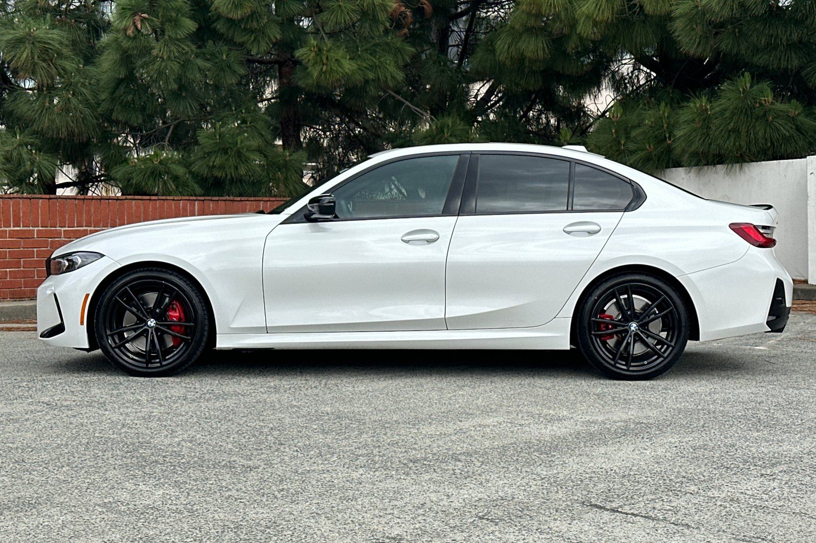 2023 BMW 3 Series 330i - Photo 7