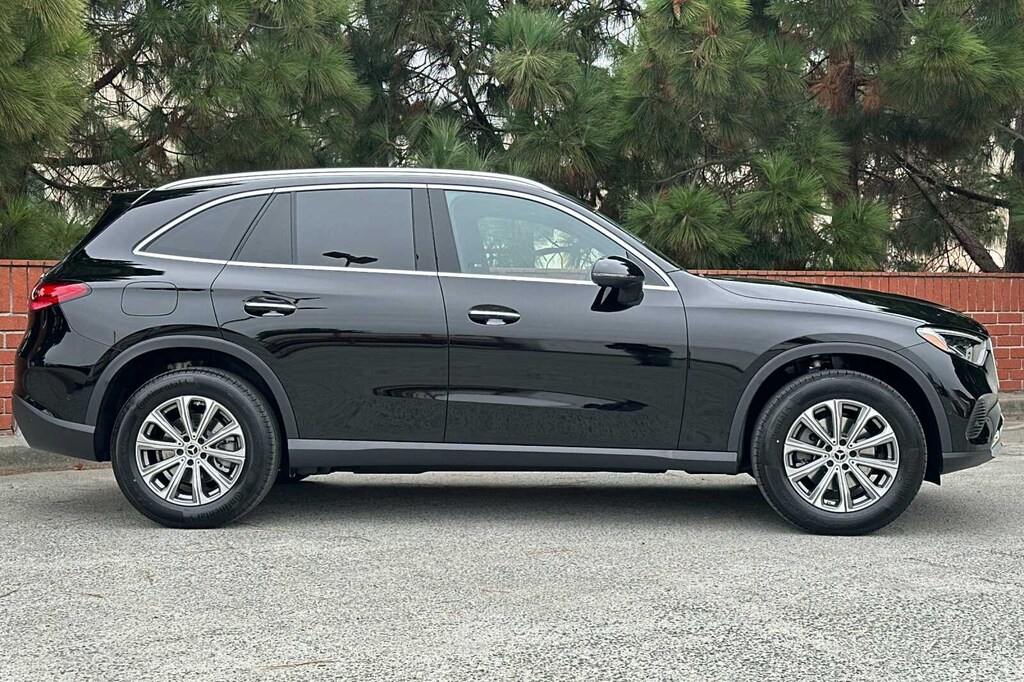 New 2026 Mercedes-Benz GLC 300 4MATIC SUV