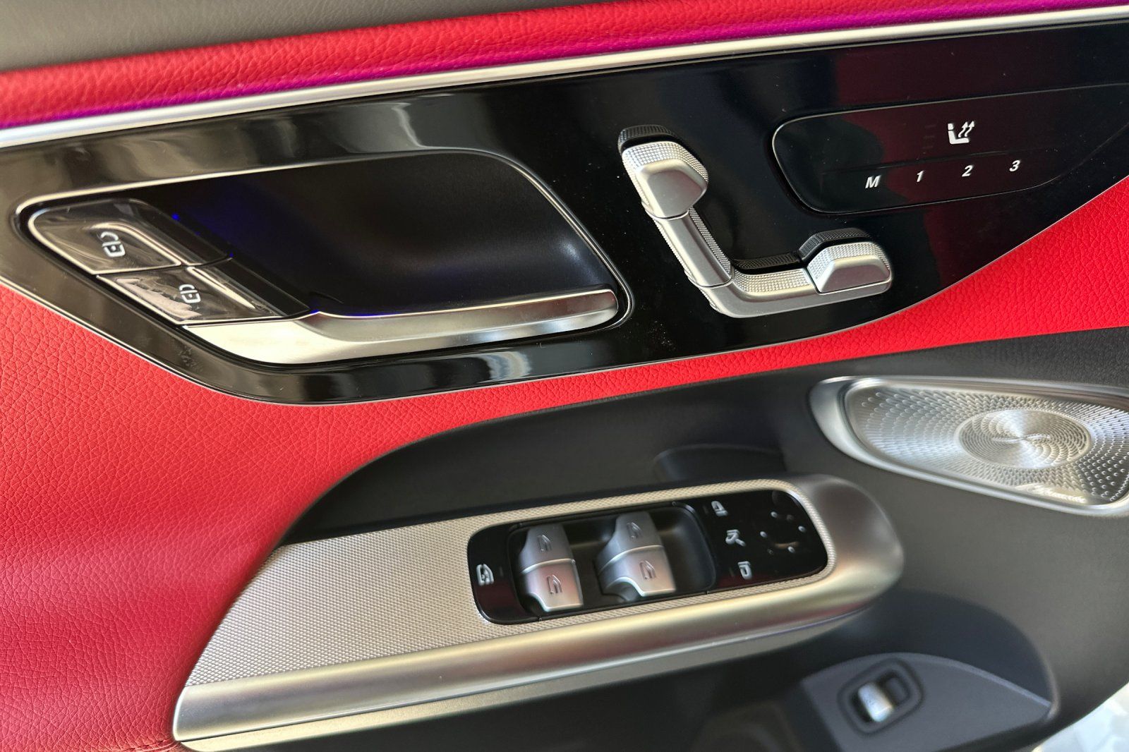 2026 Mercedes-Benz GLC Base - Photo 11
