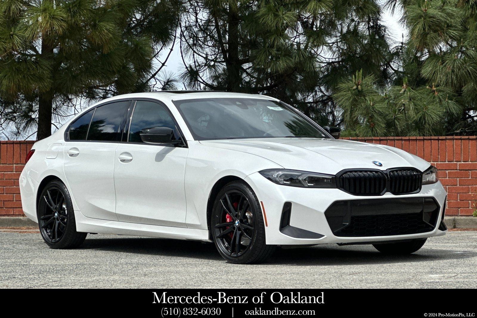 2023 BMW 3 Series 330i xDrive Sedan's photo