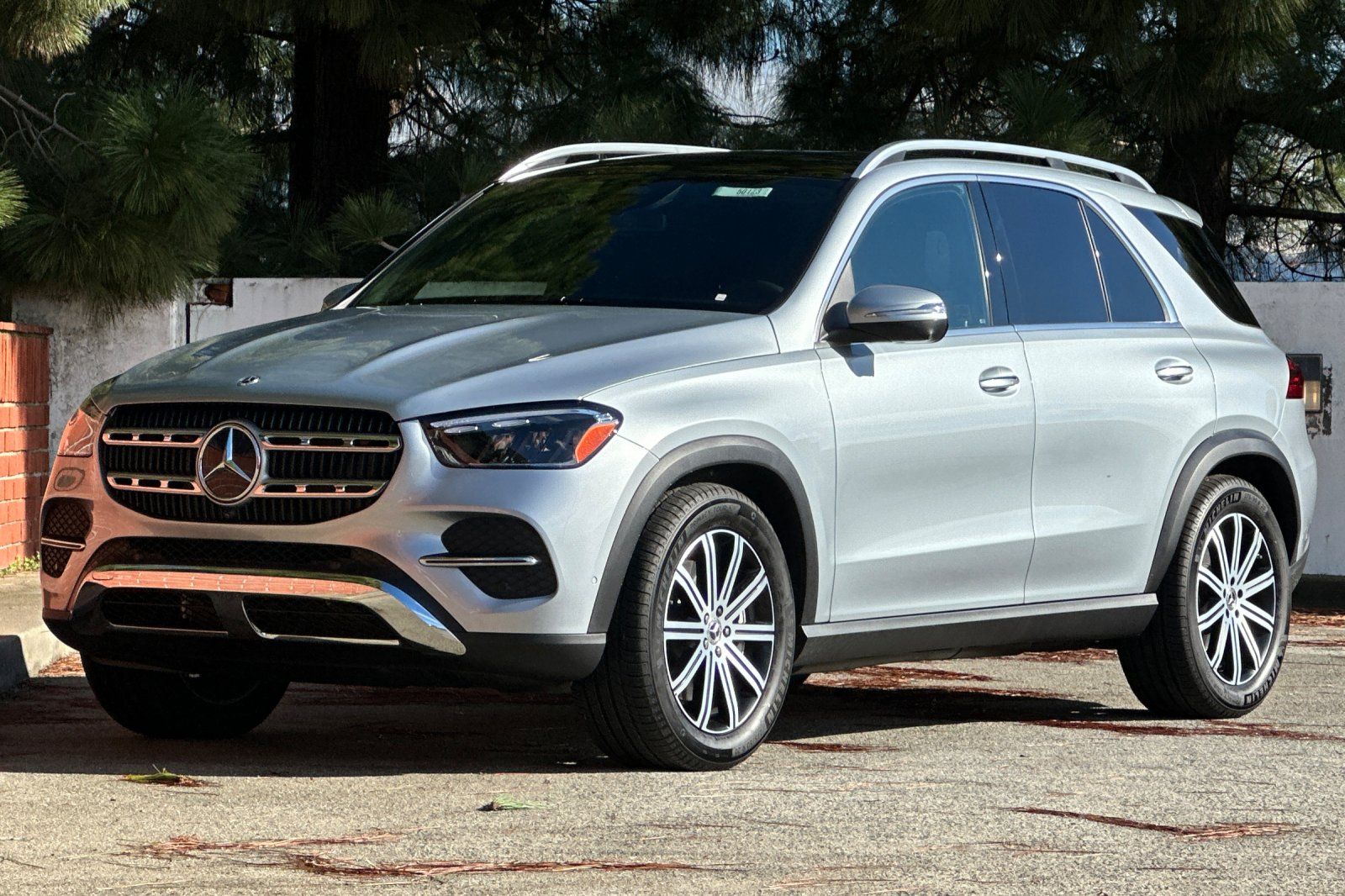 2025 Mercedes-Benz GLE GLE450 - Photo 8