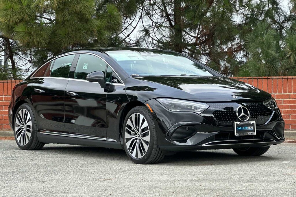 New 2026 Mercedes-Benz EQE 4D Sedan Sedan