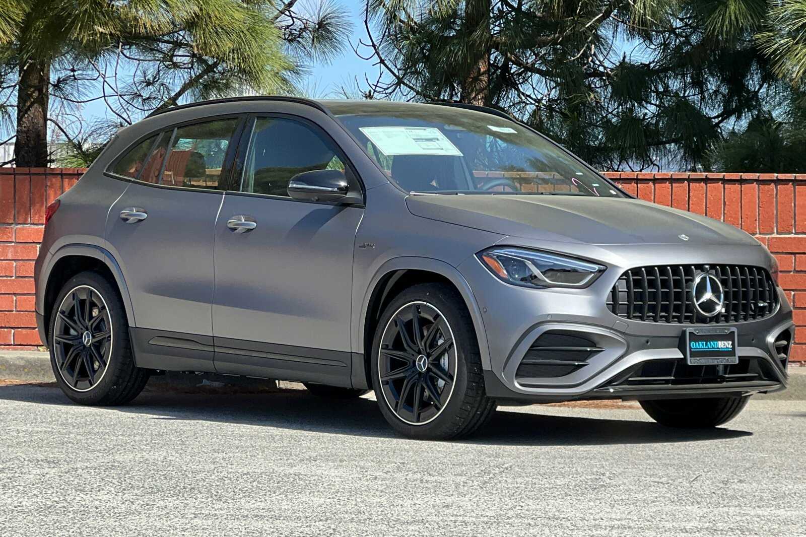 2025 Mercedes Benz GLA AMG 35 4MATIC photo 2
