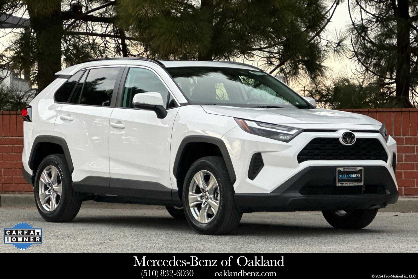 2022 Toyota RAV4 XLE's photo