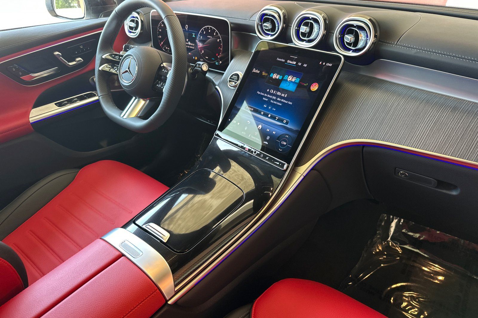 2026 Mercedes-Benz GLC Base - Photo 16