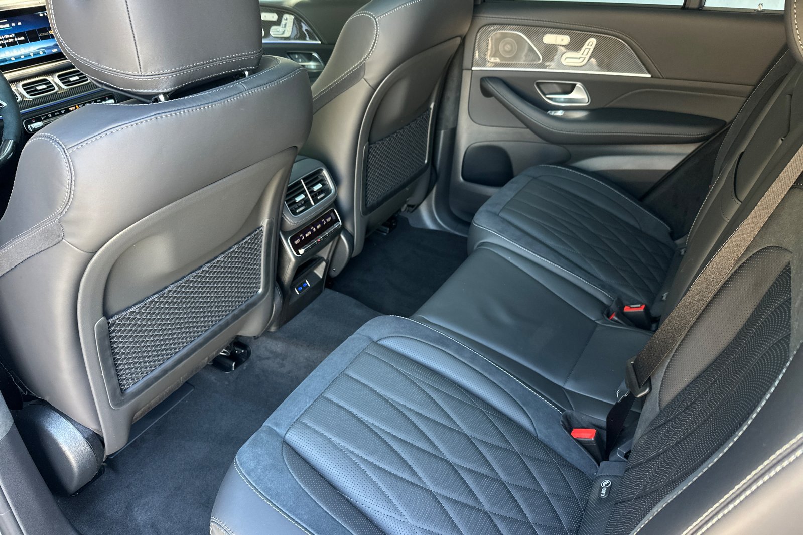 2026 Mercedes-Benz GLE AMG GLE63 S - Photo 12