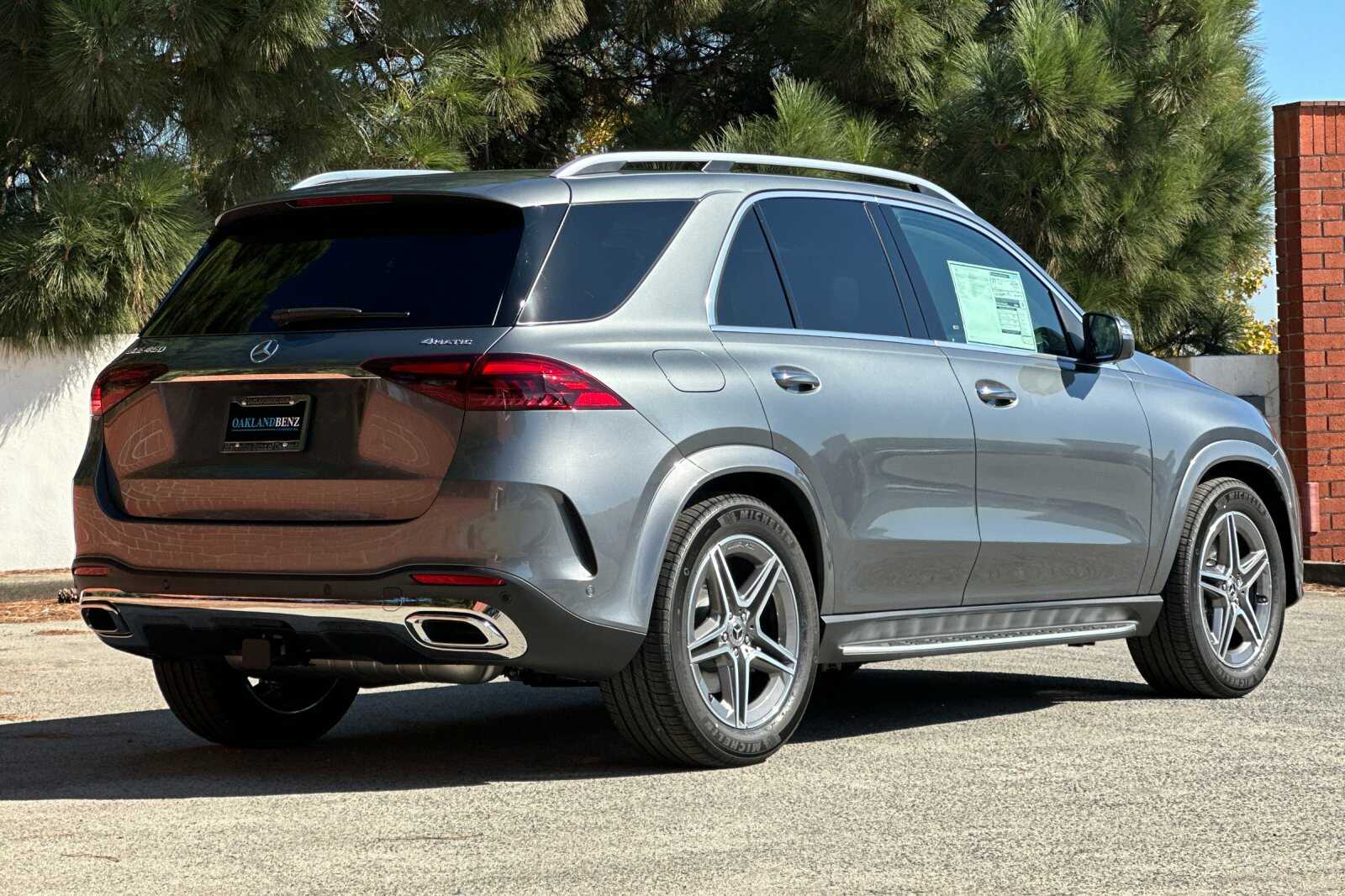 2026 Mercedes Benz GLE 450 4MATIC photo 2
