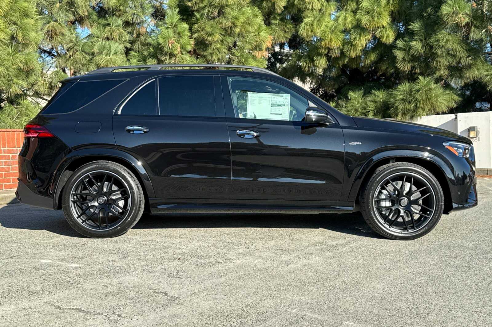 2026 Mercedes Benz GLE AMG 53 photo 2