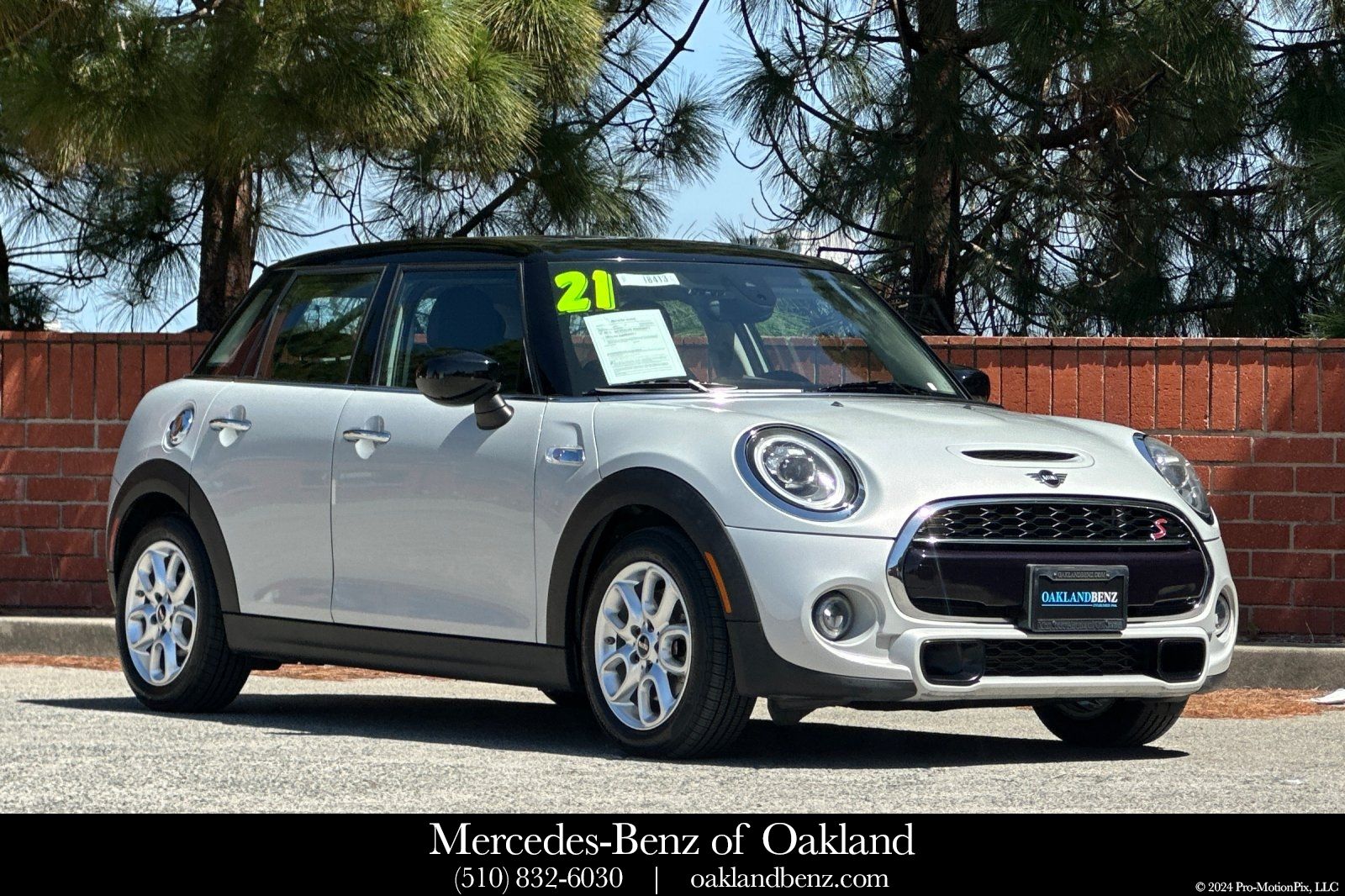 2021 MINI Hardtop Cooper S's photo