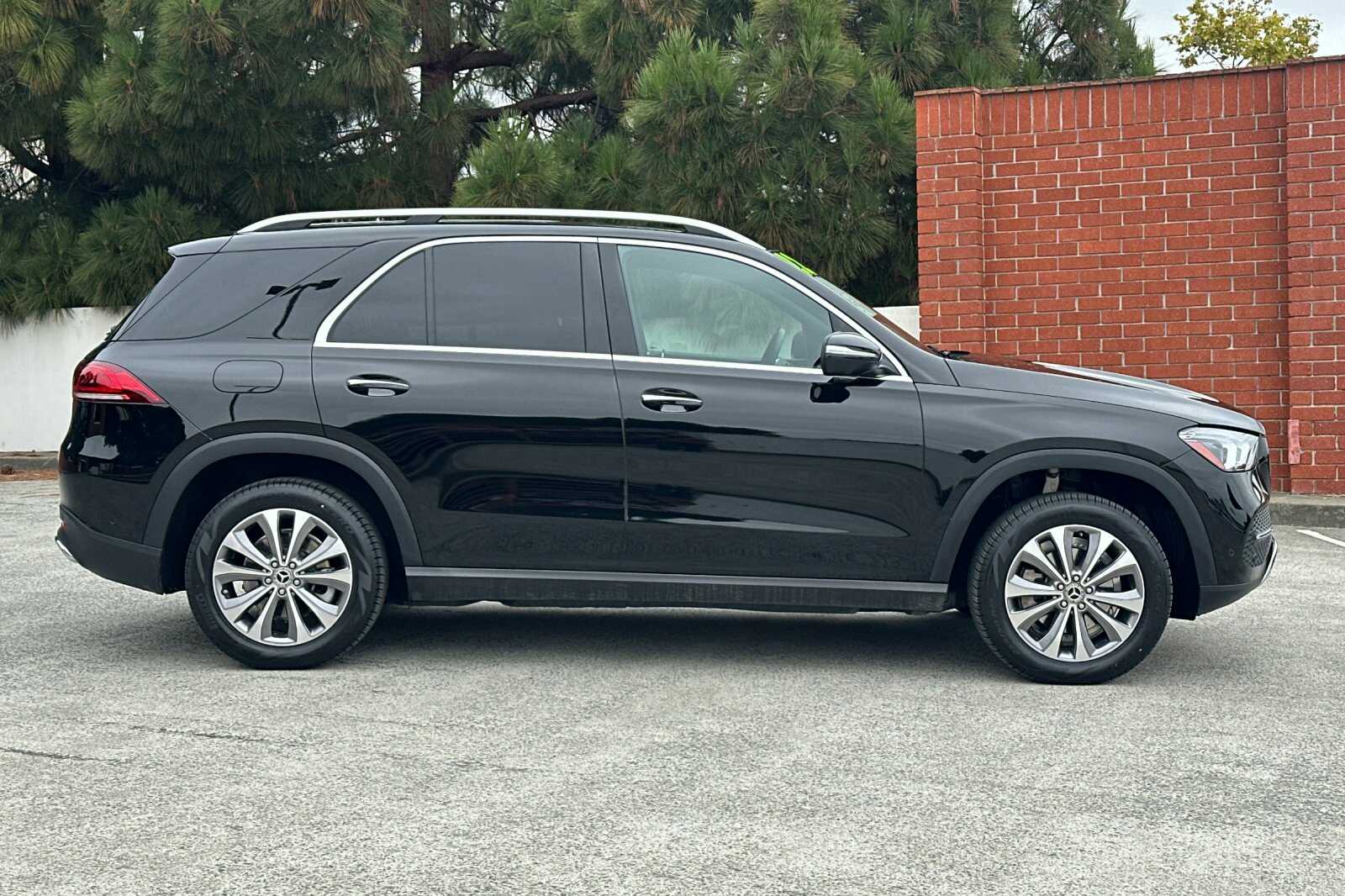 2023 Mercedes Benz GLE 350 photo 3