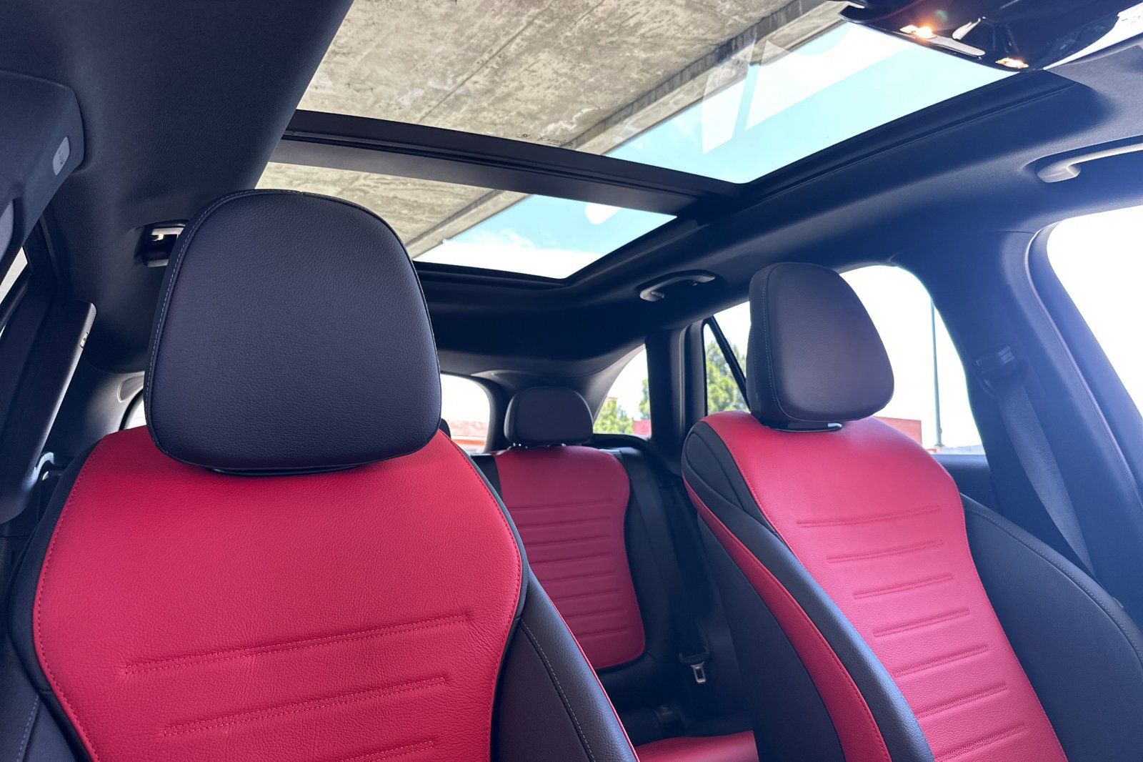 2026 Mercedes-Benz GLC Base - Photo 17