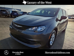 2023 Chrysler Voyager LX Van Passenger Van