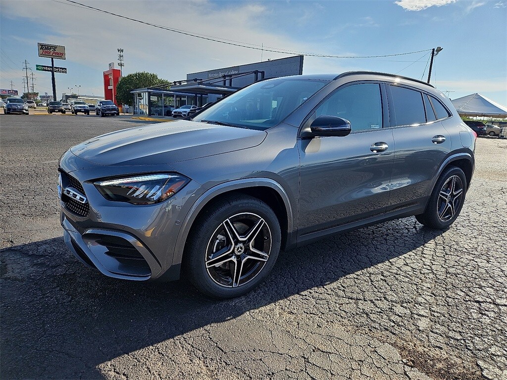 2026 Mercedes Benz GLA 250 photo 2