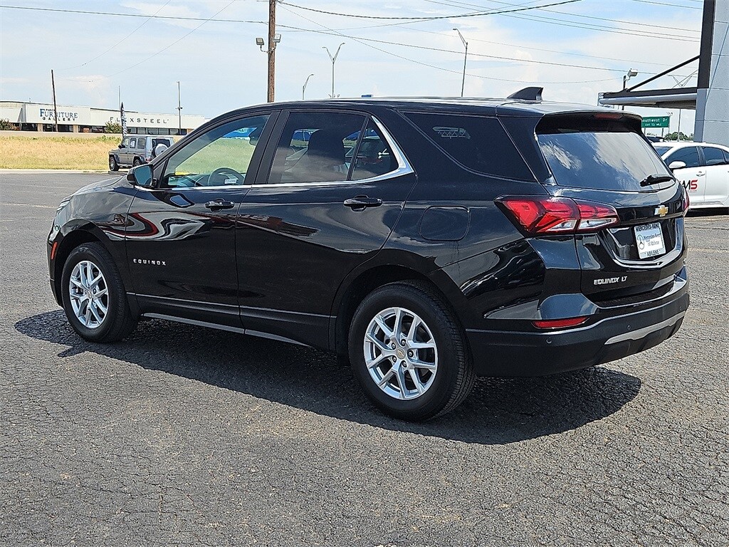 2024 Chevrolet Equinox photo 4
