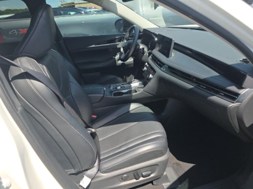 Used 2023 INFINITI QX60 PURE SUV