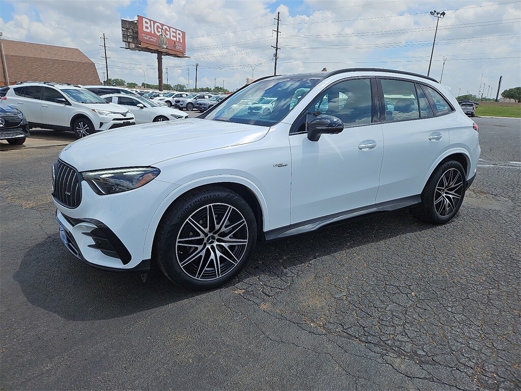 2024 Mercedes Benz GLC AMG 43 photo 2