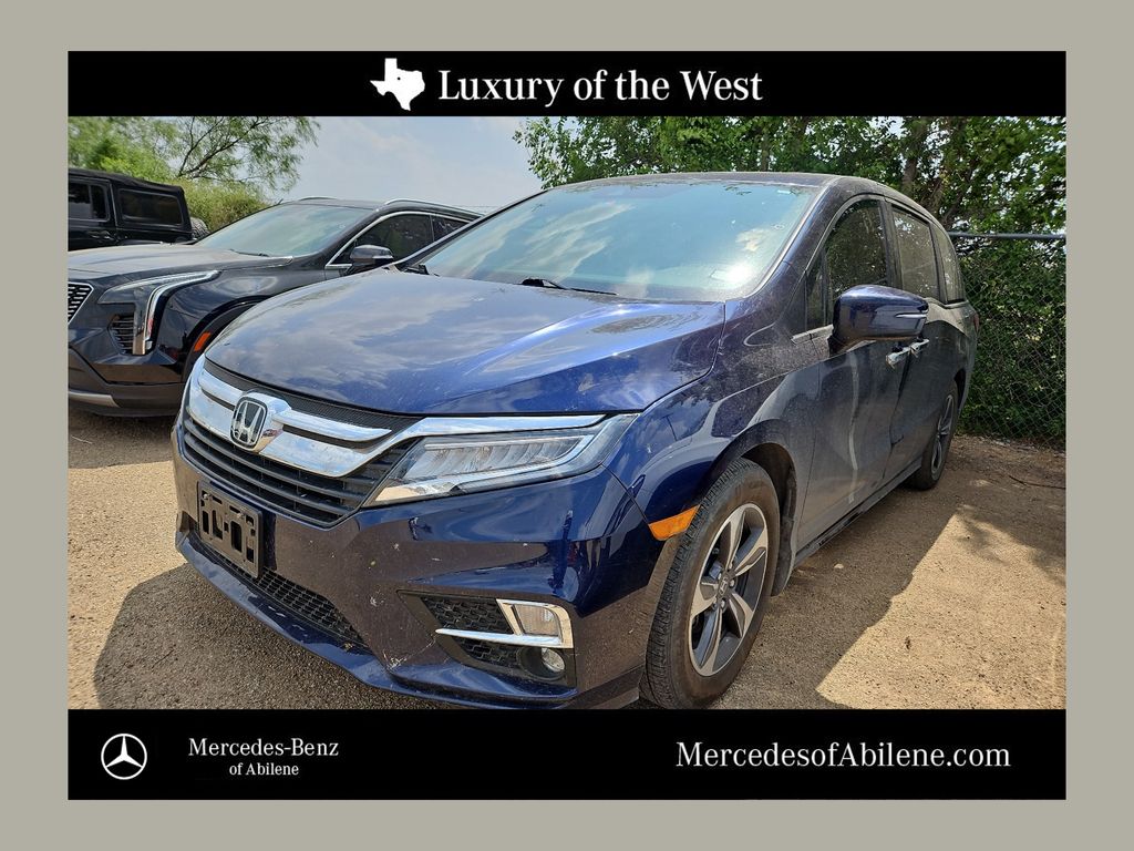 2020 Honda Odyssey Touring's photo