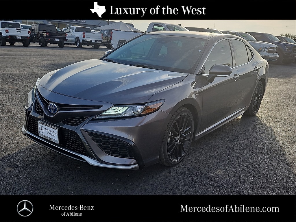 2024 Toyota Camry XSE's photo