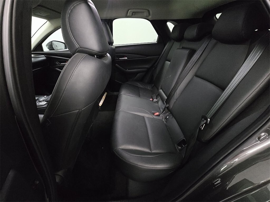 2022 Mazda CX-30 2.5 Select photo 4