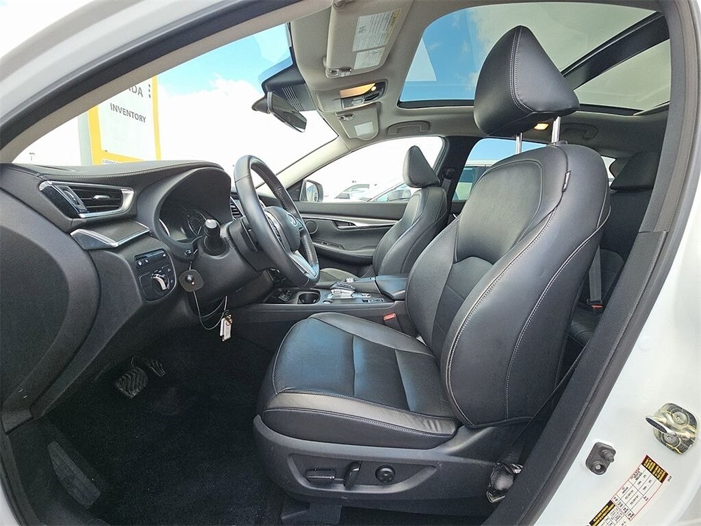 2024 Infiniti QX50 Luxe photo 4