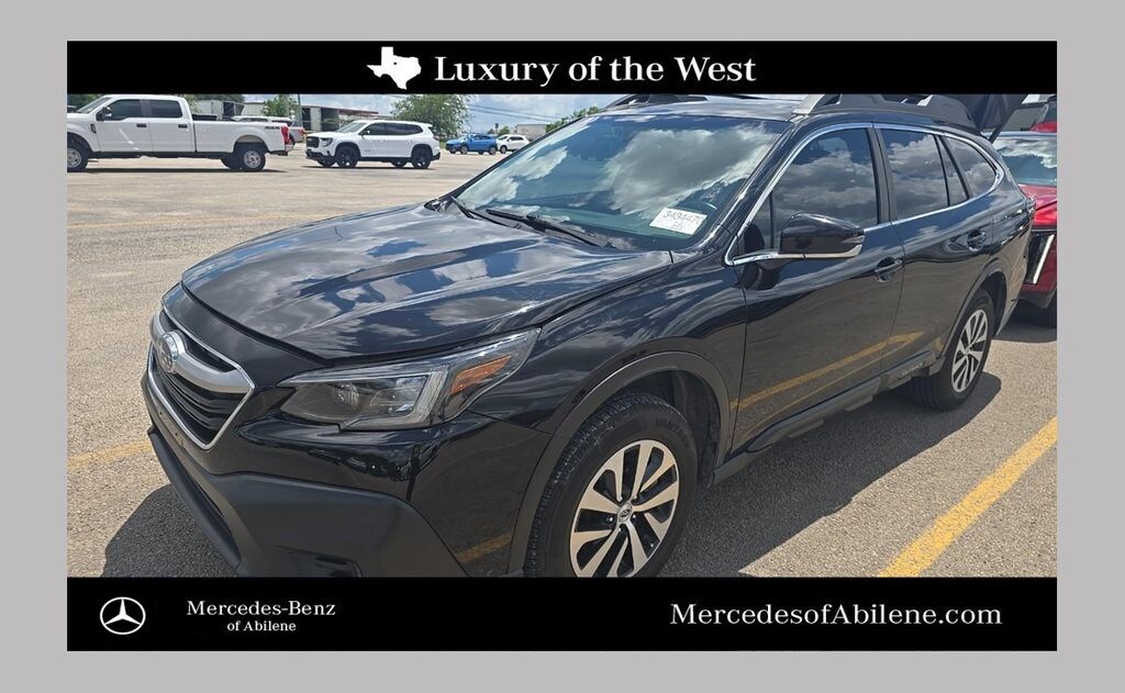 Used 2022 Subaru Outback Premium SUV
