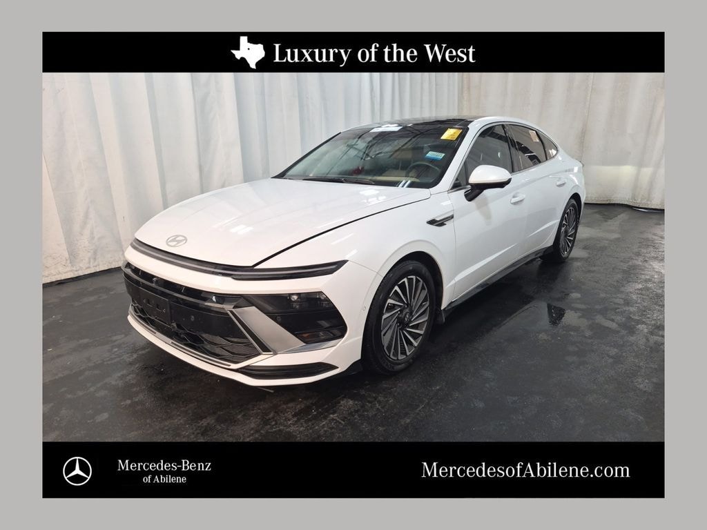 Used 2025 Hyundai Sonata Hybrid Limited Sedan