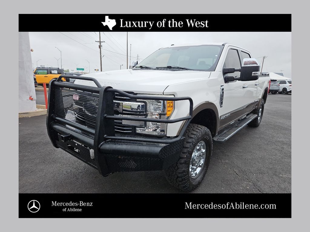 2017 Ford F-250 Lariat 4x4 Crew Cab 8' Box's photo