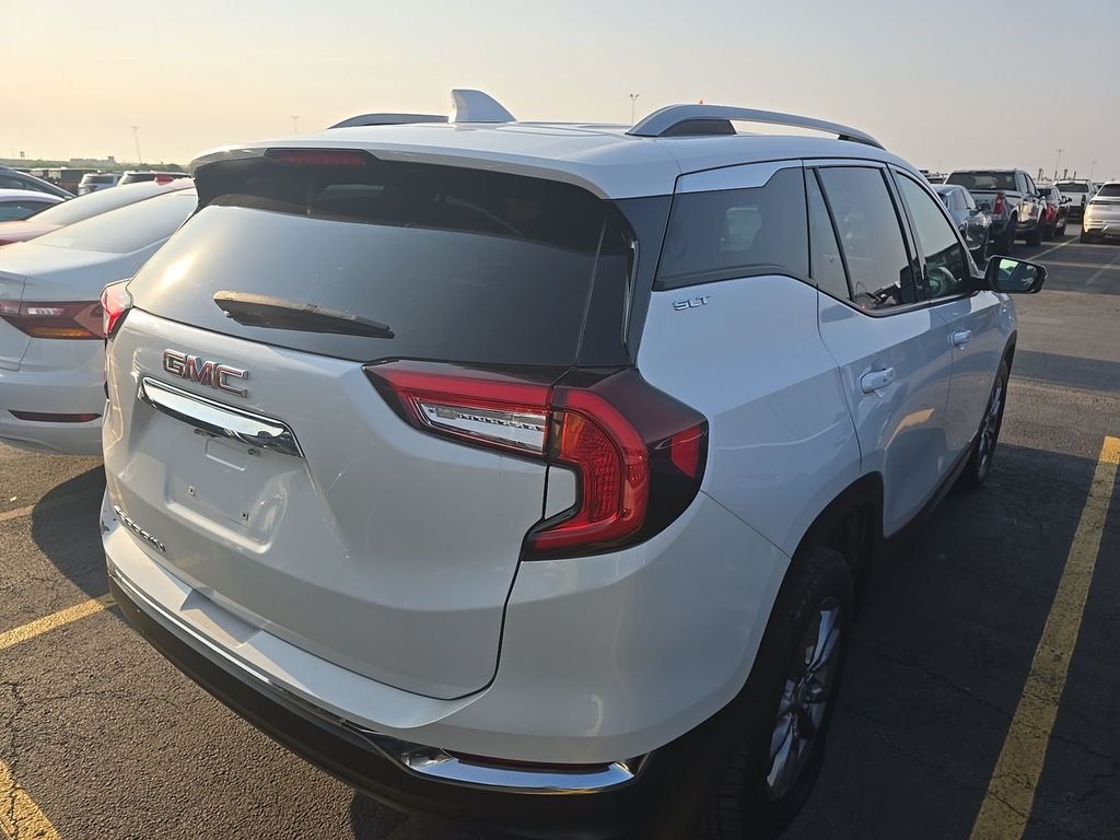 Used 2022 GMC Terrain SLT SUV