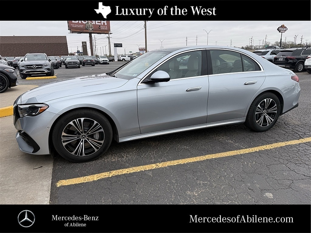 2024 Mercedes-Benz E-Class E450's photo