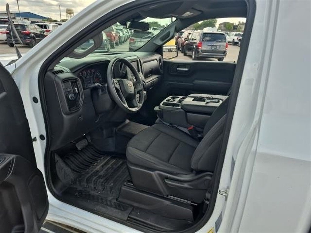 2024 Chevrolet Silverado 1500 Work Truck photo 3