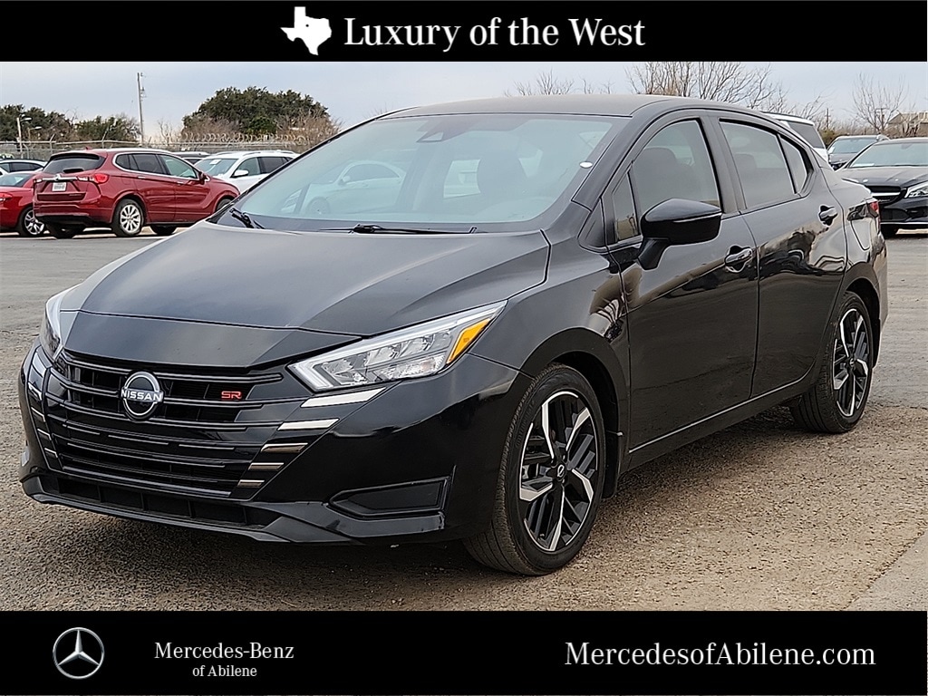 2025 Nissan Versa Sedan SR