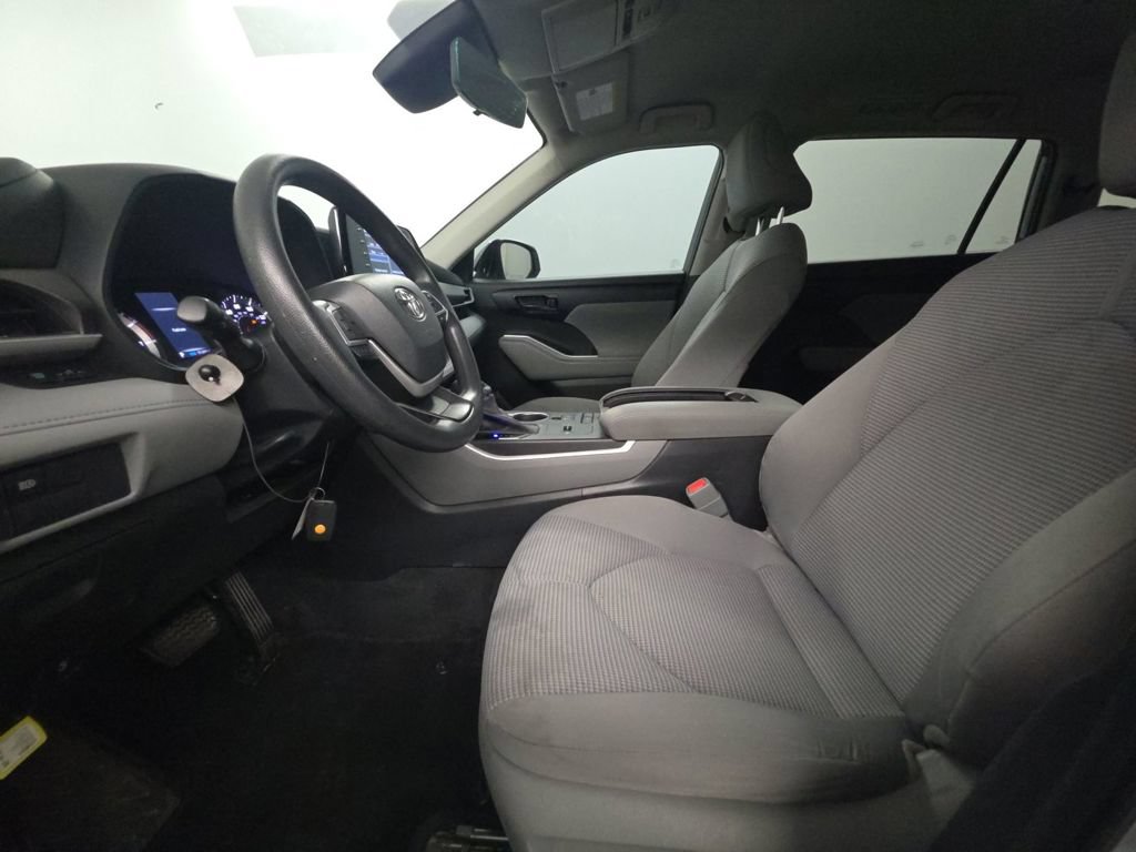 Used 2022 Toyota Highlander L SUV