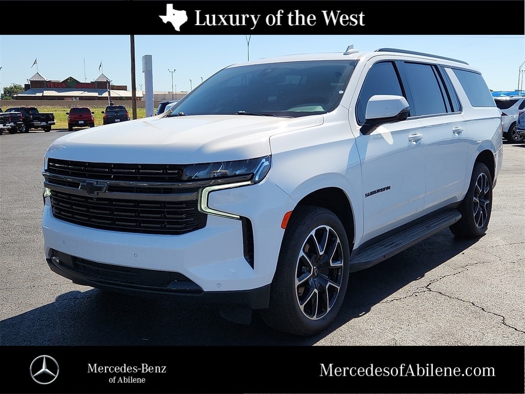 2021 Chevrolet Suburban RST's photo