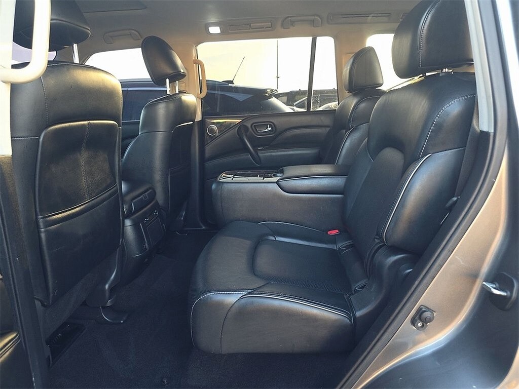 2020 Infiniti QX80 Luxe photo 4