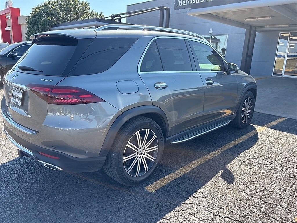 2025 Mercedes Benz GLE 350 4MATIC photo 2