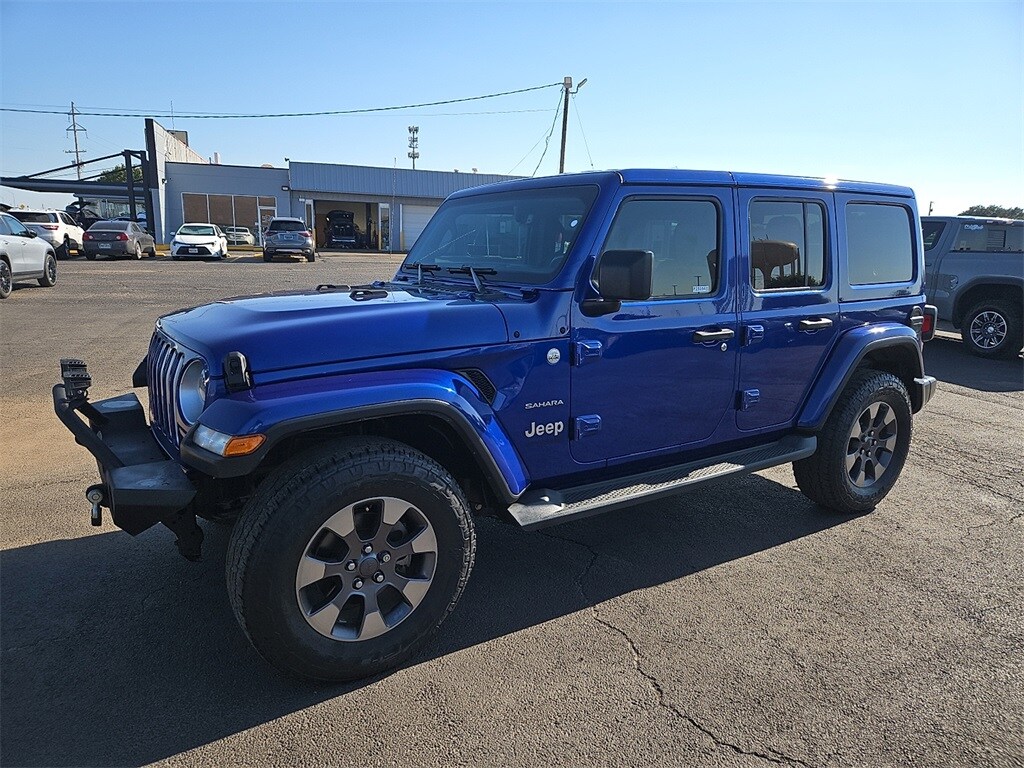 2018 Jeep Wrangler Unlimited Sahara photo 2