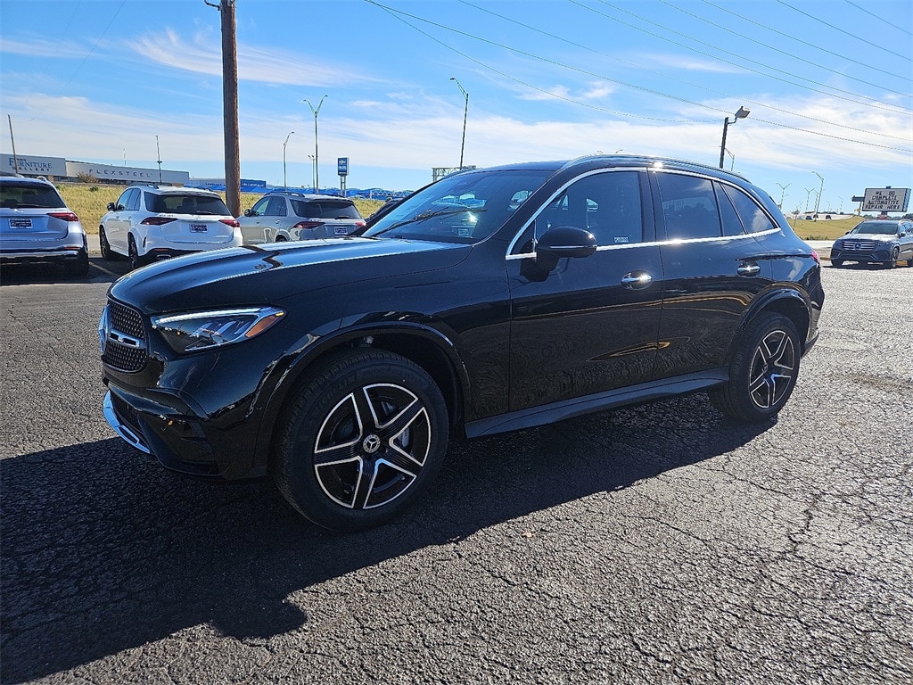 New 2026 Mercedes-Benz GLC 300 SUV