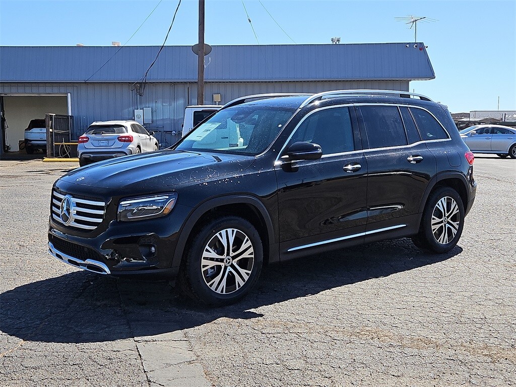 2025 Mercedes Benz GLB 250 photo 2
