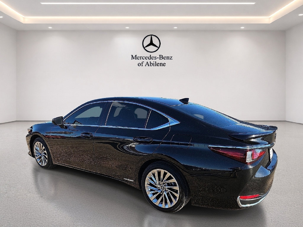 Used 2022 Lexus ES 300h Ultra Luxury Sedan