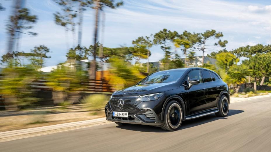 2026 Mercedes-Benz EQE SUV performance and powertrain