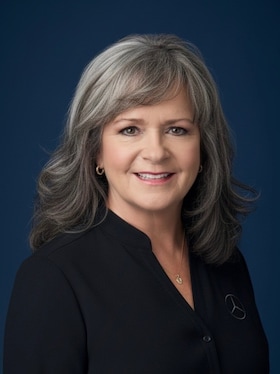 Staff member Elizabeth Speer from ID_332a349b291b