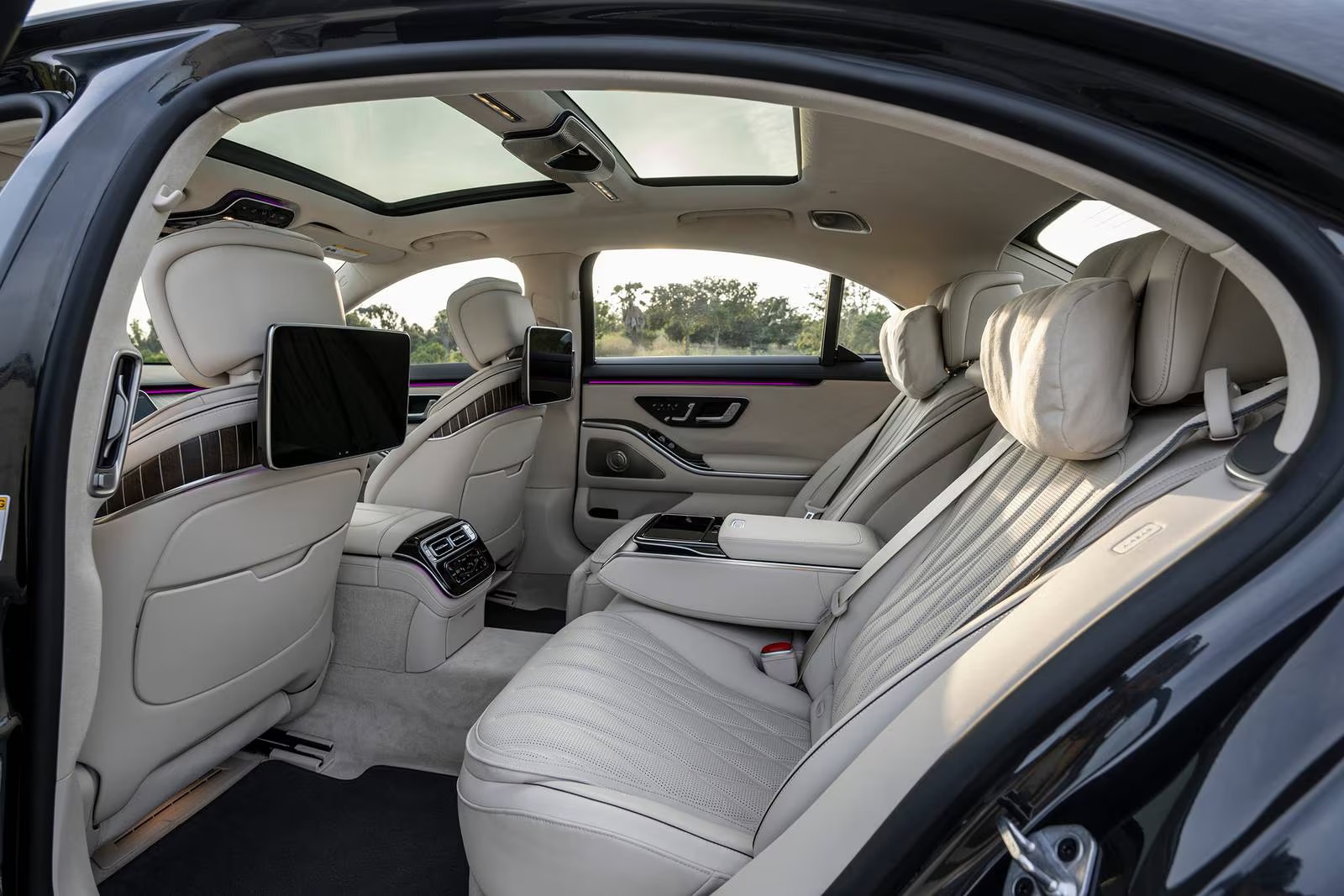 Mercedes-Benz S-Class Interior and Luxury Features