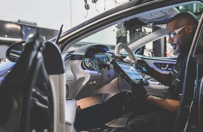 Mercedes-Benz CLE Coupe Service Center
