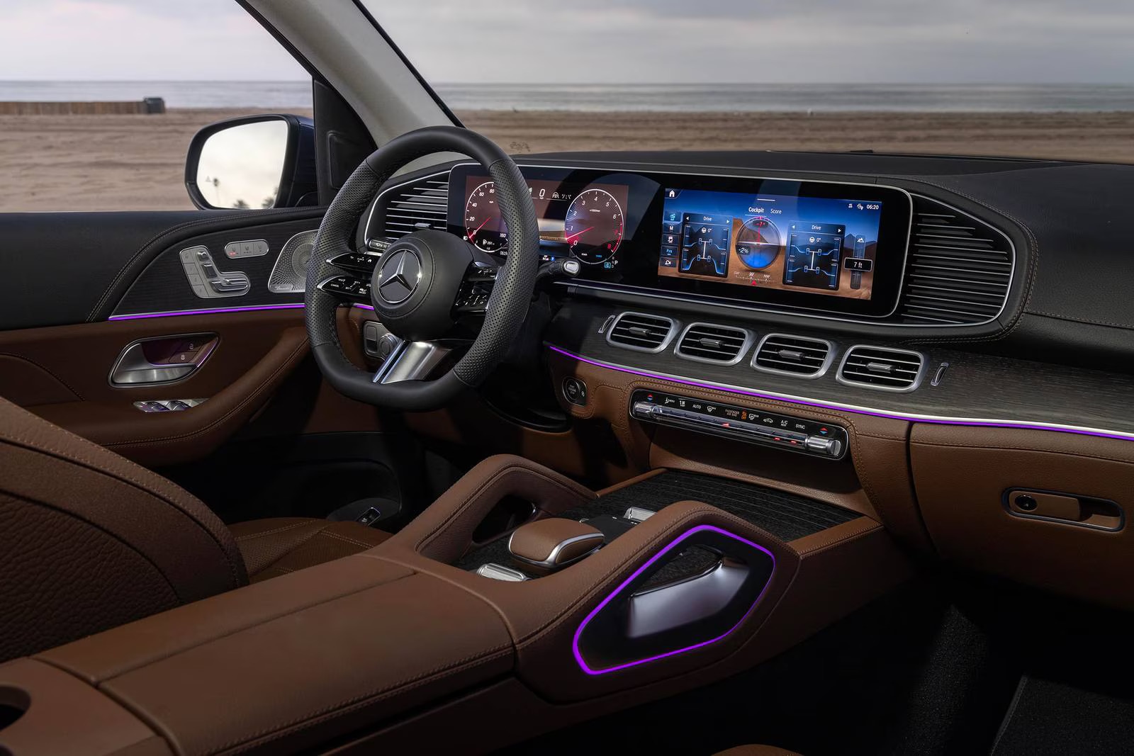 Mercedes-Benz GLS Standard Luxury Appointments