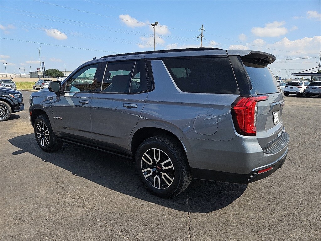 2021 Gmc Yukon AT4 photo 2