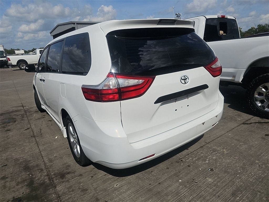 Used 2018 Toyota Sienna L 7 Passenger Van Passenger Van