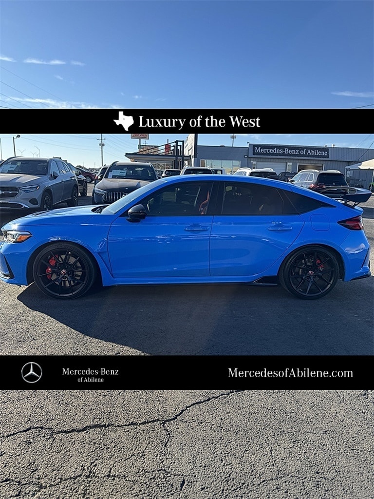 2024 Honda Civic Hatchback Type-R's photo