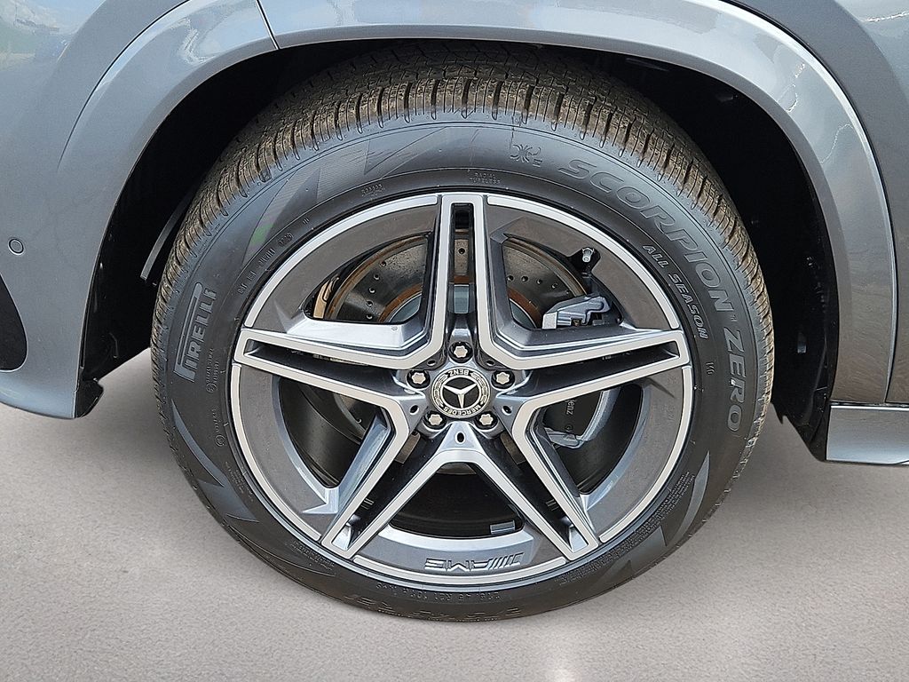 2025 Mercedes-Benz GLS Base - Photo 13