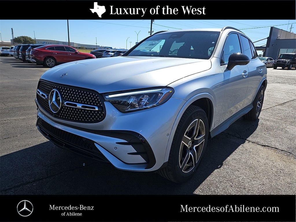 2026 Mercedes-Benz GLC Base's photo